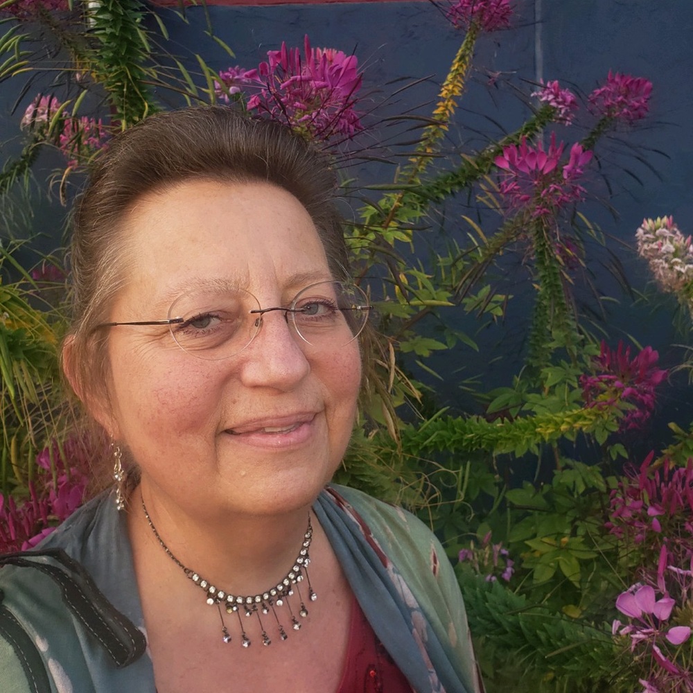 Meet your Posher, Andrea